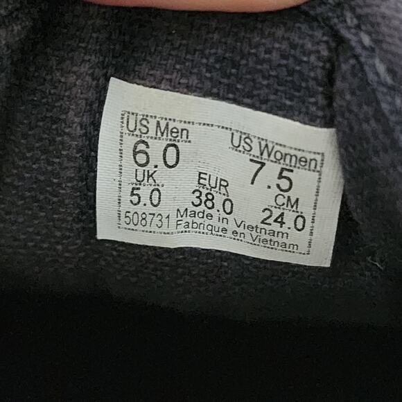 Vans Old Skool Emboss Mini Check Women's Athletic Skate Shoes Size 7.5 Blue - Picture 9 of 9